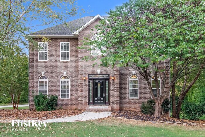 6590 Lake Dale Way in Clemmons, NC - Building Photo