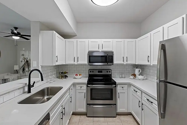 21000 Dairy Ashford Rd in Sugar Land, TX - Building Photo - Building Photo