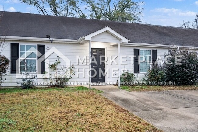 462 Johnson Pool Rd in Griffin, GA - Building Photo - Building Photo