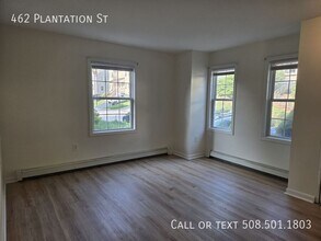 462 Plantation St in Worcester, MA - Building Photo - Building Photo