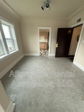 1020 W National Ave in Milwaukee, WI - Building Photo - Building Photo