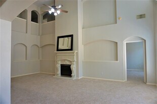 8123 Buffalo Springs Ct in Sugar Land, TX - Building Photo