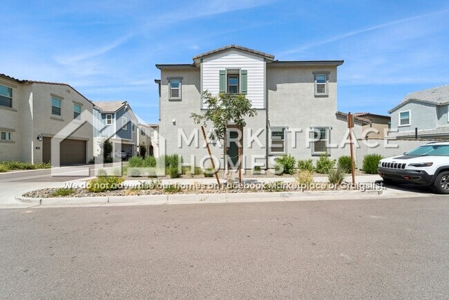 property at 4805 S Ferric