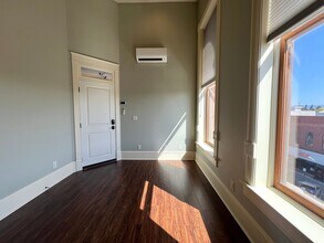 307 N Pearl St in Ellensburg, WA - Building Photo - Building Photo