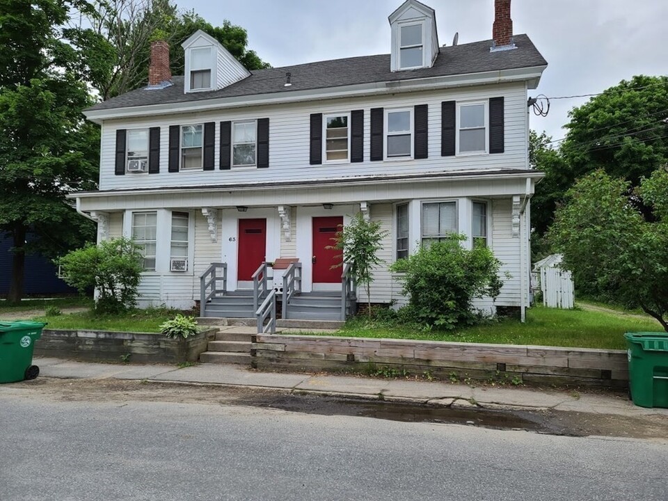 61 Alden St in Ashland, MA - Building Photo