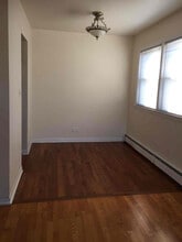 156 Asbury Ave in Evanston, IL - Building Photo - Building Photo