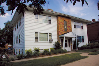 Franklin Terrace in Madison, WI - Building Photo - Building Photo