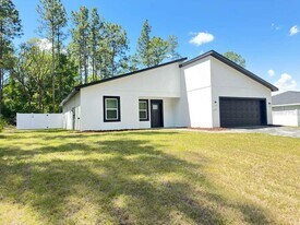 8151 SW 135th Loop in Ocala, FL - Building Photo
