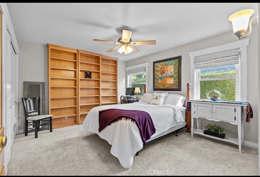 17183 Sunburst St in Los Angeles, CA - Building Photo