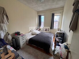 124 Peterborough St in Boston, MA - Building Photo