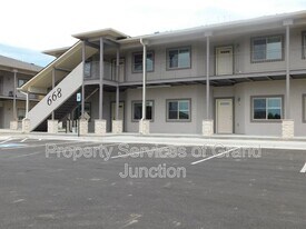 668 Brookwillow Dr in Grand Junction, CO - Building Photo