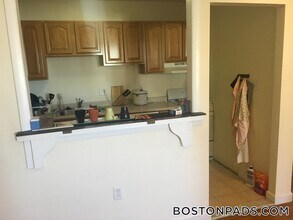 34 Gardner St, Unit 35 in Boston, MA - Foto de edificio - Building Photo