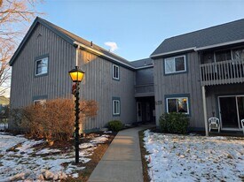 110 Sterling St in Beacon, NY - Building Photo