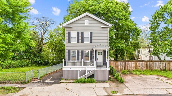 property at 20 Waverly St