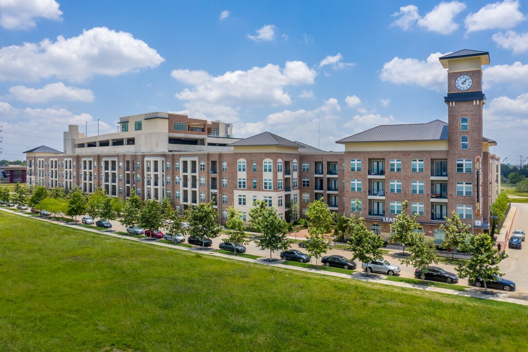 Hardy Yards Apartment Homes in Houston, TX - Foto de edificio