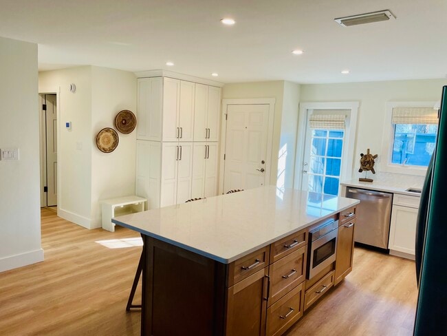 property at 304 Quail Pointe Dr