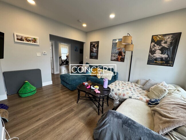 11 Pearl Ter, Unit 1 in Somerville, MA - Building Photo - Building Photo