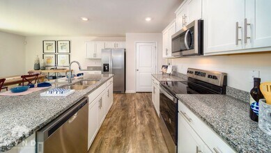 2018 Ryker Davis Ln in Charlotte, NC - Building Photo - Building Photo
