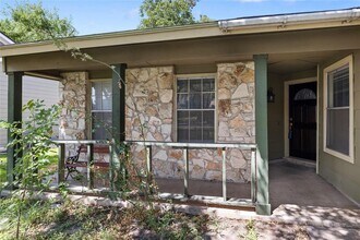 13179 Mill Stone Dr in Austin, TX - Foto de edificio - Building Photo