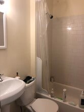 27 Phillips St, Unit 3 in Boston, MA - Building Photo - Building Photo