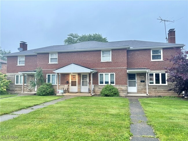 property at 514 Poplar Ave NW