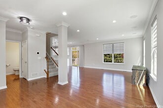 188 N Cornerstone Dr in Volo, IL - Building Photo - Building Photo