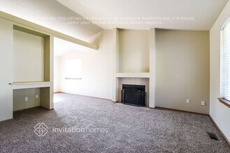 2404 159th St Ct E in Tacoma, WA - Foto de edificio - Building Photo