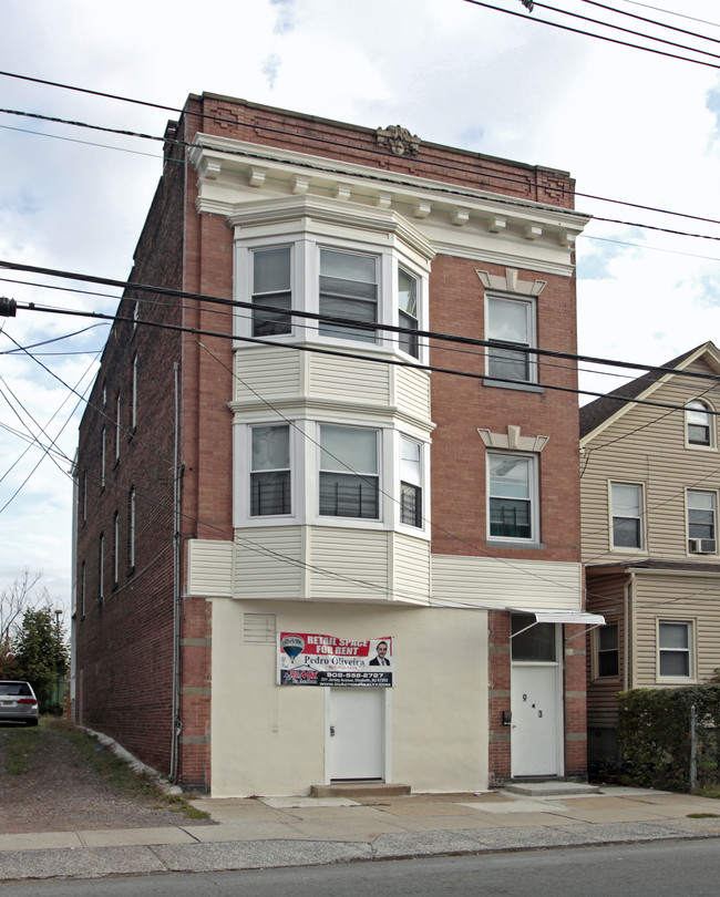 943 east grand street realty llc in Elizabeth, NJ - Building Photo - Building Photo