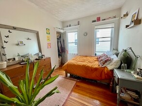 81 Newbury St, Unit 3 in Somerville, MA - Building Photo - Building Photo