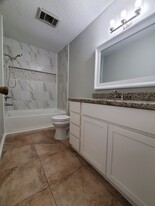 7455 Calder Ave in Beaumont, TX - Building Photo