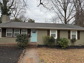 3801 Sudbury Rd in Charlotte, NC - Building Photo