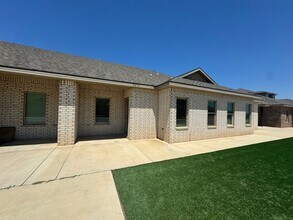2612 136th St in Lubbock, TX - Building Photo - Building Photo