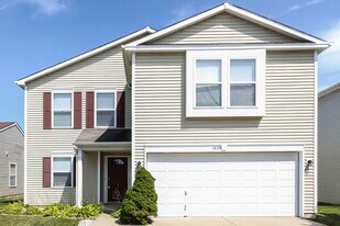 1829 Blue Pine Ln in Indianapolis, IN - Building Photo