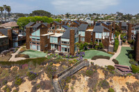 Seascape Shores in Solana Beach, CA - Foto de edificio - Building Photo