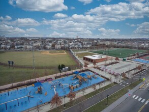 1001 Garfield Ave, Unit 2 in Jersey City, NJ - Building Photo - Building Photo