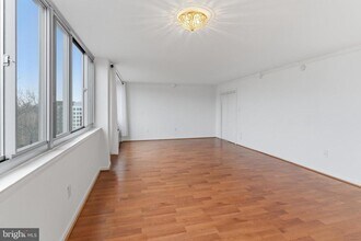 5353 Columbia Pike in Arlington, VA - Building Photo - Building Photo