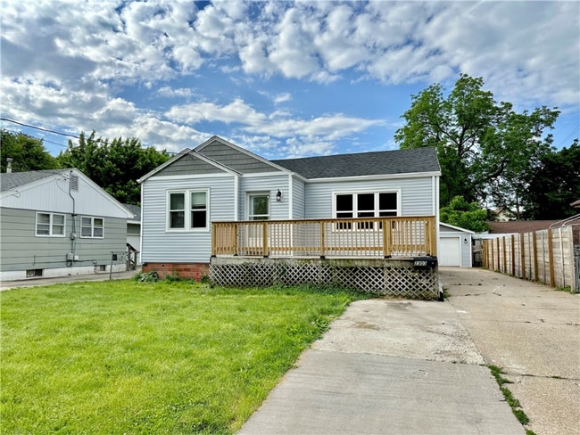 property at 2303 Maple St