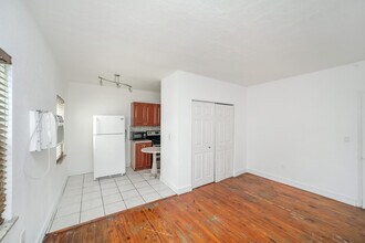 7920 Harding Ave in Miami Beach, FL - Building Photo - Building Photo