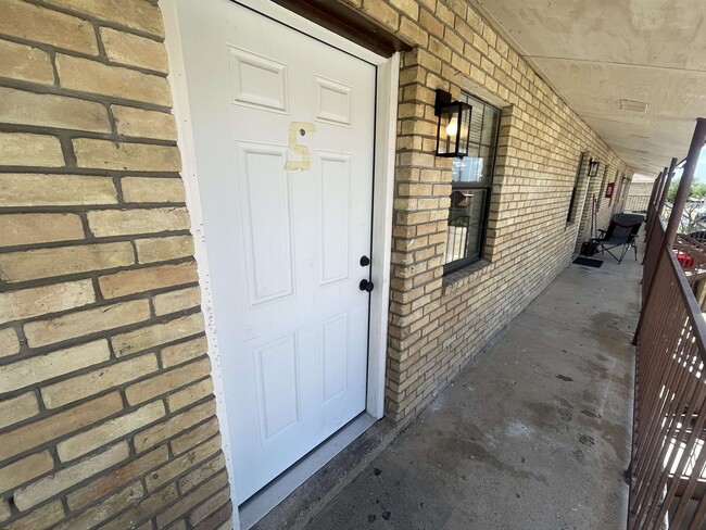 property at 3005 E Price St
