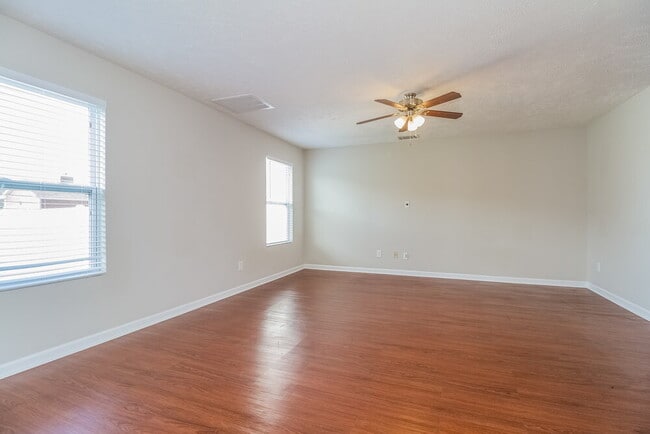 3427 Country Almond Way in Murfreesboro, TN - Foto de edificio - Building Photo