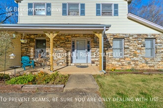 66 Beechwood Dr in Horse Shoe, NC - Building Photo - Building Photo