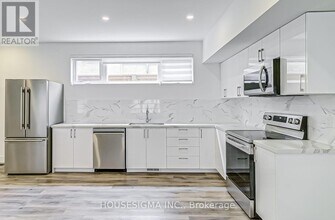 104 Pembroke St in Toronto, ON - Building Photo - Building Photo