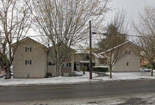 Brooks Manor Apartments