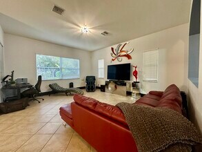 9687 Springlake Cir in Estero, FL - Building Photo - Building Photo