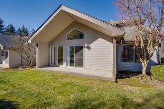 2431 NW Logan St in Camas, WA - Building Photo - Building Photo