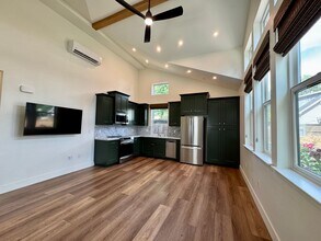 305 1/2 Coloma St in Folsom, CA - Building Photo - Building Photo