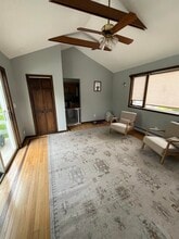 19 Lou Ave in Salem, NH - Building Photo - Building Photo