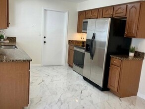 355 Springdale Dr in Altamonte Springs, FL - Building Photo - Building Photo