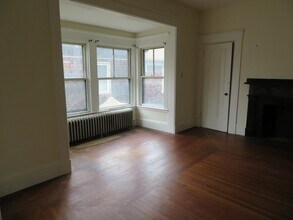 92 Hillman St, Unit 2 in New Bedford, MA - Building Photo - Building Photo