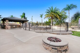 303 Sunburst Ln in Corona, CA - Building Photo - Building Photo